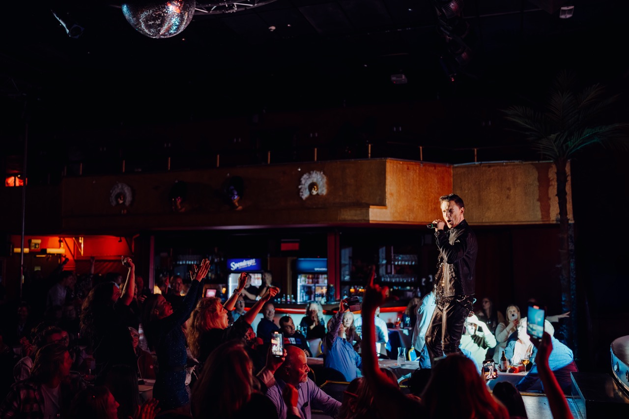 the dinner show06