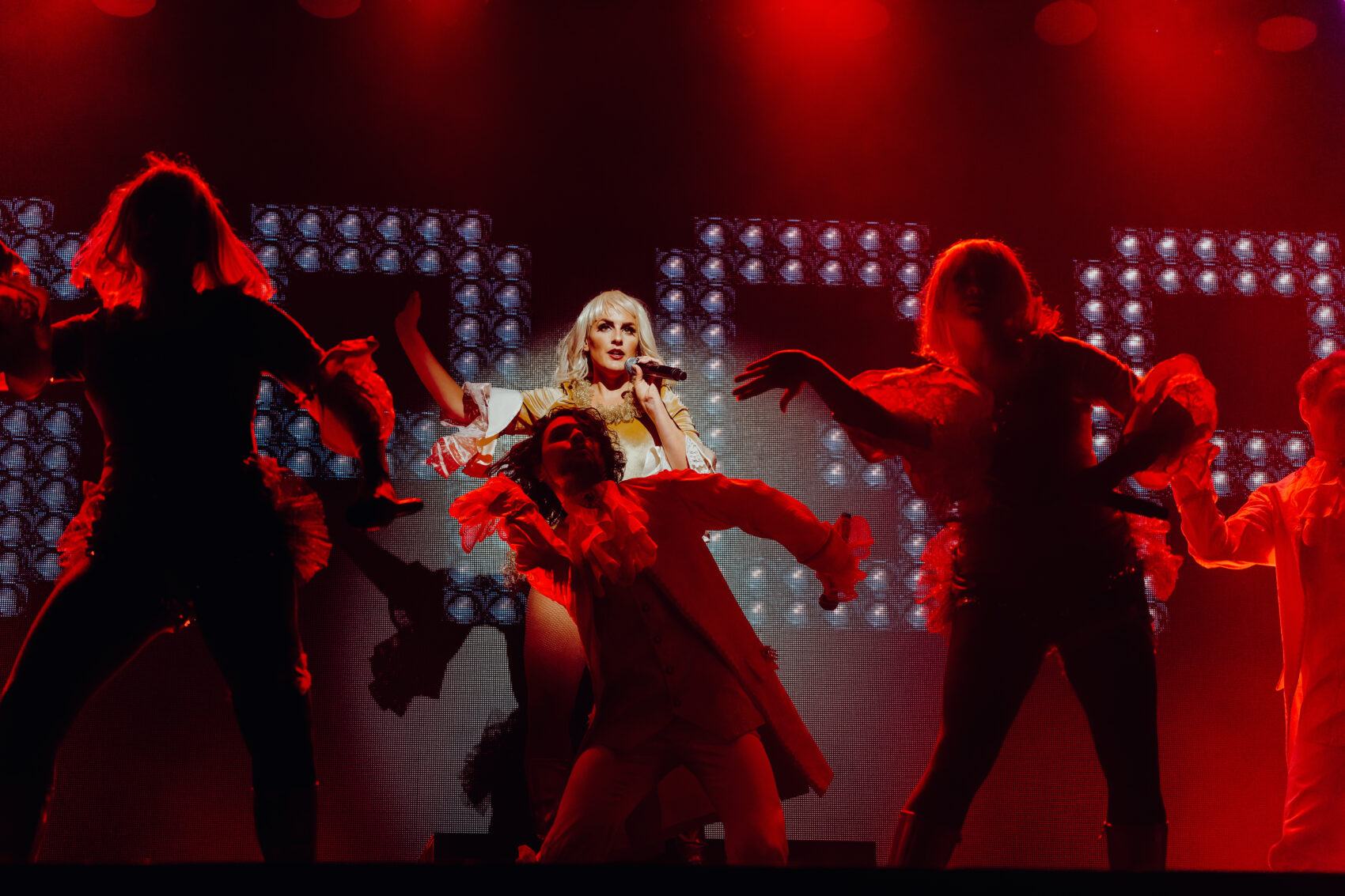 the dinner show10