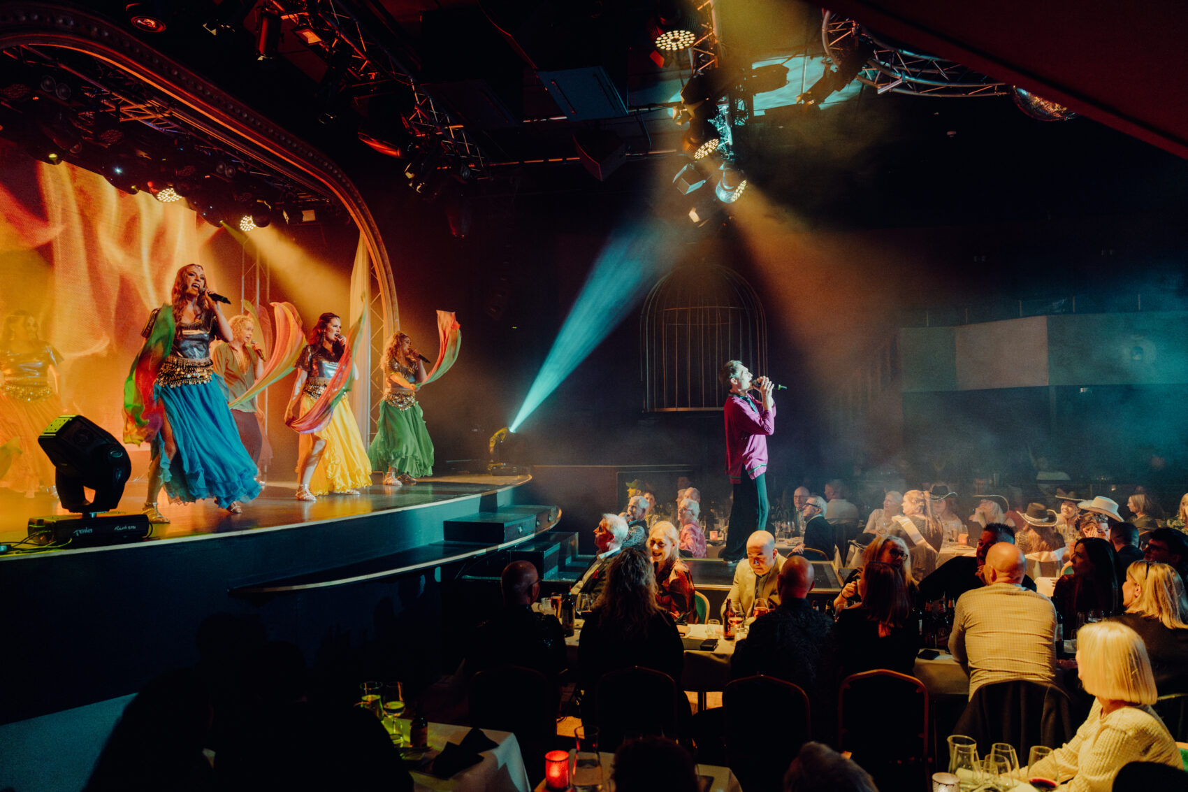 the dinner show25